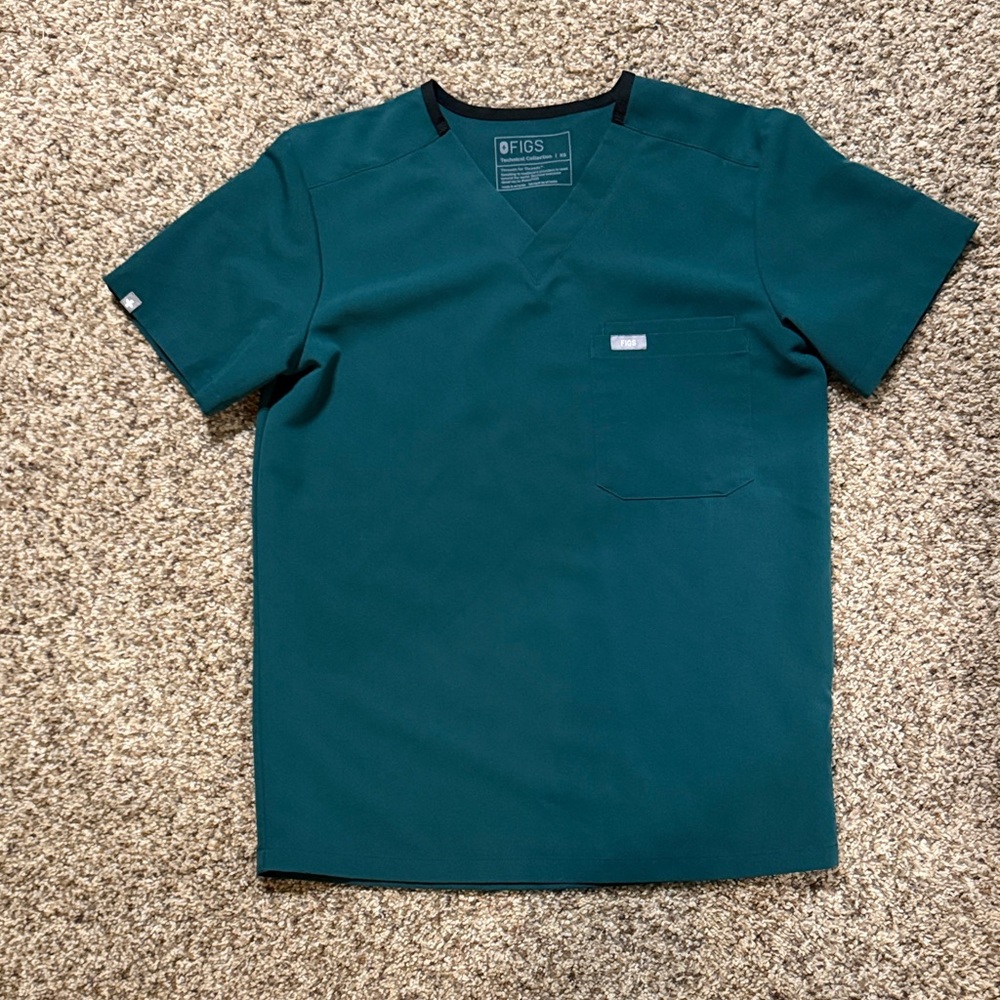 Figs Men's forest green scrub top and bottoms